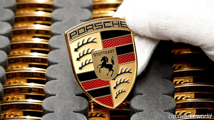Планы Porsche по электрификации рушатся, флагманский внедорожник будет выпущен с бензиновым двигателем | Carscoops